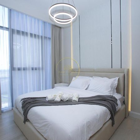 Standard 2Bhk Located In Azizi Riviera 46 Dubaj Kültér fotó
