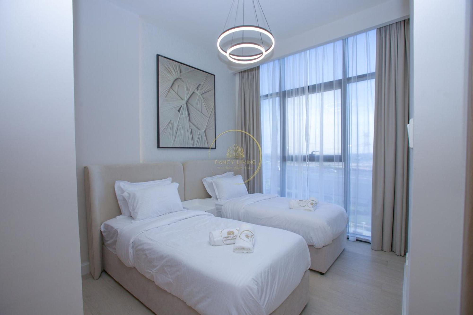 Standard 2Bhk Located In Azizi Riviera 46 Dubaj Kültér fotó